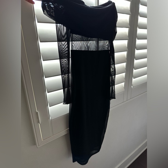 Off shoulder midi dress - Picture 5 of 6